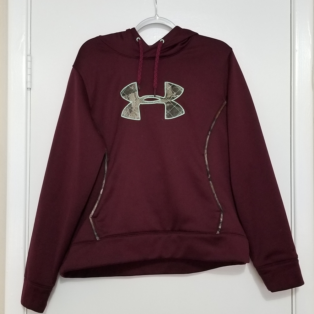 Camo under armour hoodie